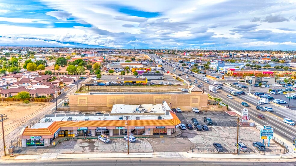 More Photos Of 14895 Bear Valley Rd, Hesperia Freestanding For Sale