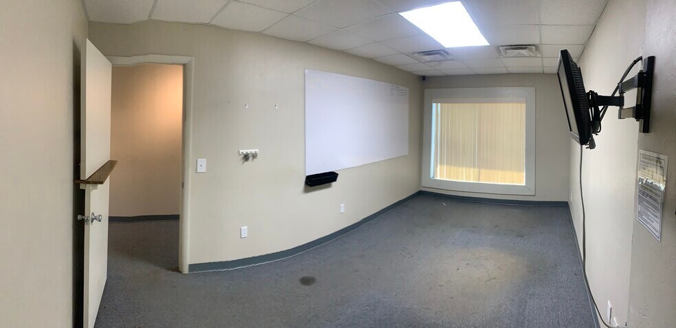 More Photos Of 2224 S Air Depot Blvd, Midwest City Freestanding For Sale