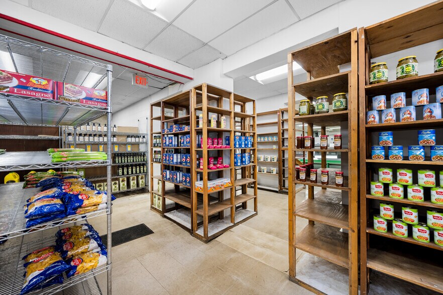 More Photos Of 250 Grant St, Buffalo Storefront For Sale