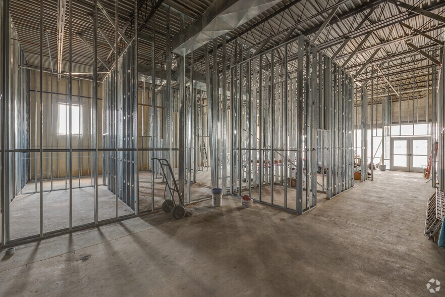 More Photos Of 545 W Broad St, Paulsboro Storefront For Sale