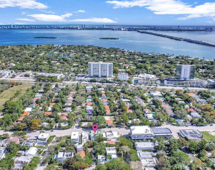 More Photos Of 4730-4736 NE 2nd Ave, Miami Storefront Retail Office For Sale