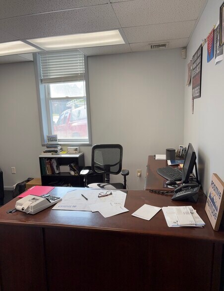 More Photos Of , Glenside Unknown For Sale