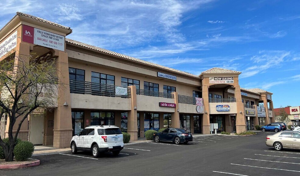 More Photos Of 2625 E Greenway Pky, Phoenix General Retail For Sale