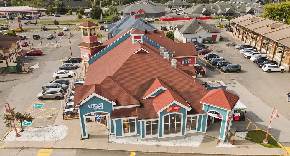 More Photos Of 105 Guindon, Saint-sauveur General Retail For Sale