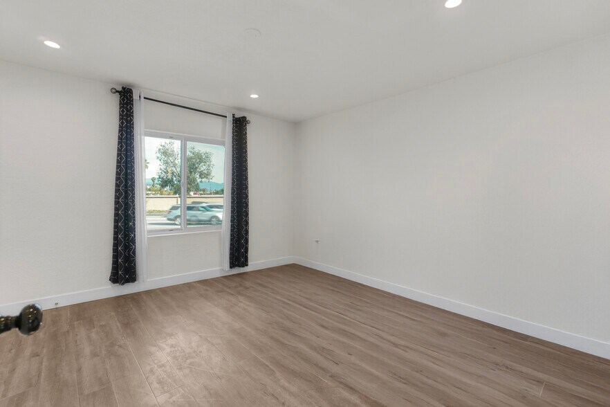 More Photos Of 532 N Berendo St, Los Angeles Multifamily For Sale
