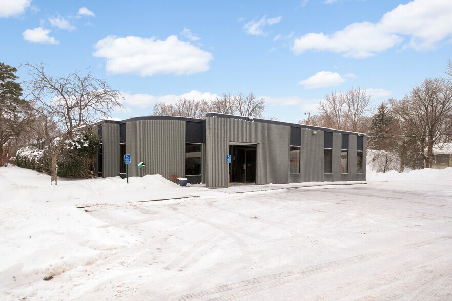 More Photos Of 5701 N Kentucky Ave, Crystal Loft Creative Space For Sale