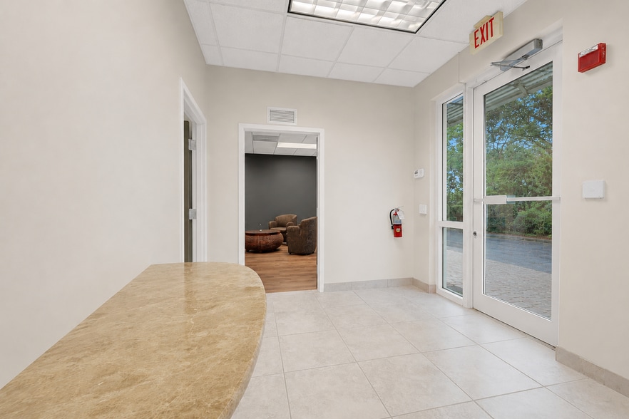 More Photos Of 601 N Congress Ave, Delray Beach Warehouse For Sale