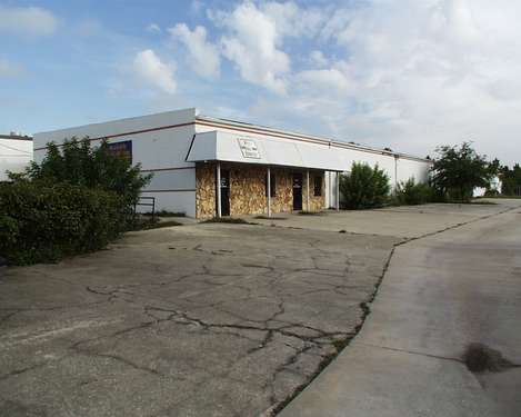 More Photos Of 3291 118th Ave N, Saint Petersburg Warehouse For Lease