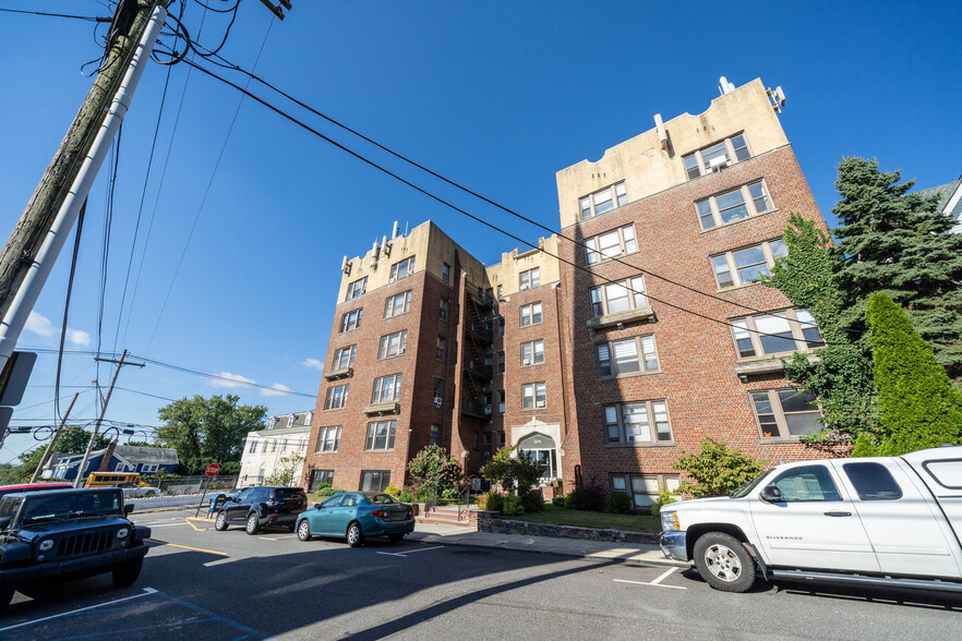 Primary Photo Of 204 Church St, Boonton Apartments For Sale