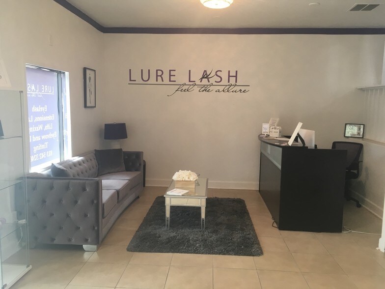 More Photos Of 3215-3217 S Macdill, Tampa Unknown For Lease