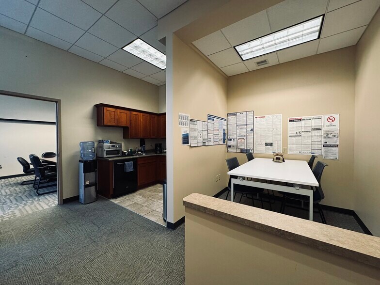 More Photos Of 4775 Campus Dr, Kalamazoo Office For Sale