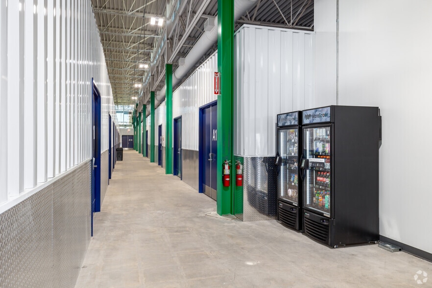 More Photos Of 360 Inverness Dr S, Englewood Warehouse For Lease