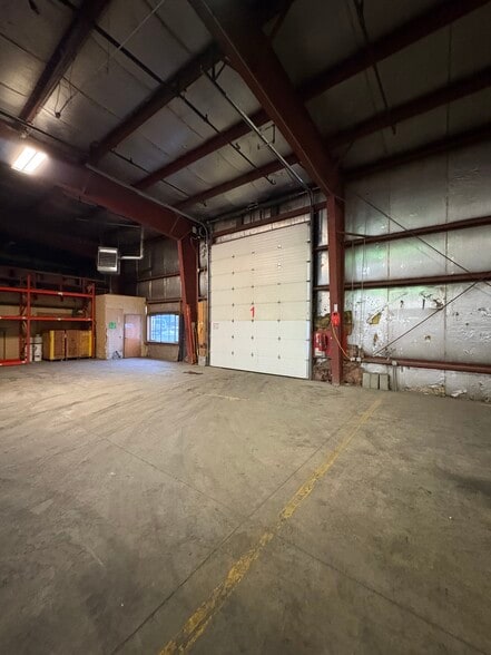 More Photos Of 209 N Post Rd, Anchorage Industrial For Lease
