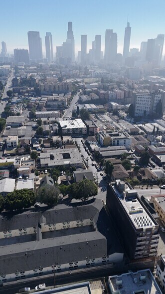 More Photos Of 326 S Bonnie Brae St, Los Angeles Apartments For Sale