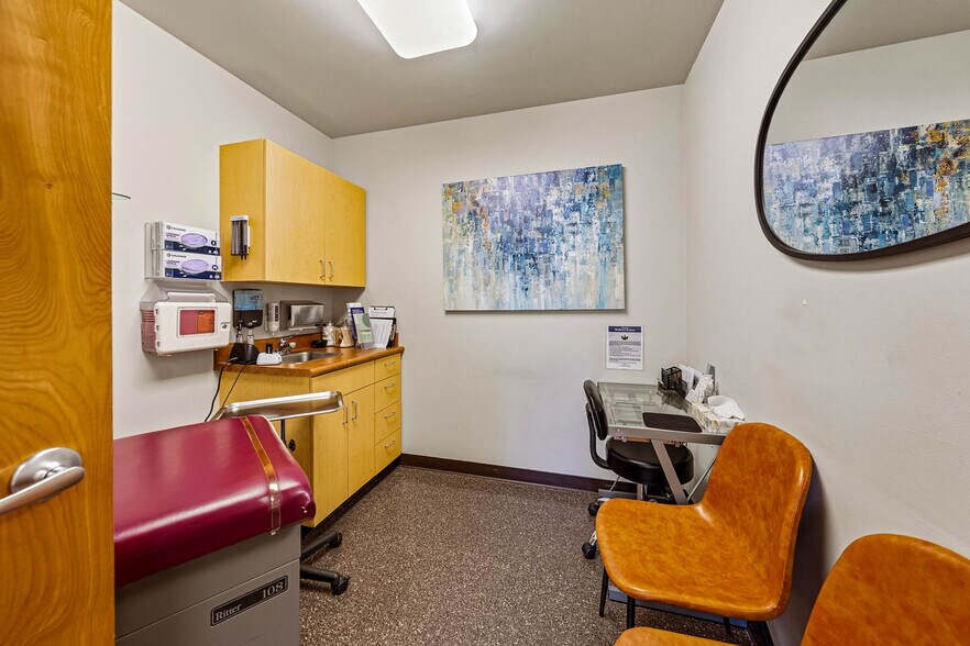 More Photos Of 3156 State St, Medford Medical For Sale