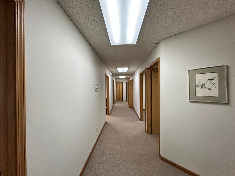 More Photos Of 127 W Chicago Rd, Sturgis Office For Sale