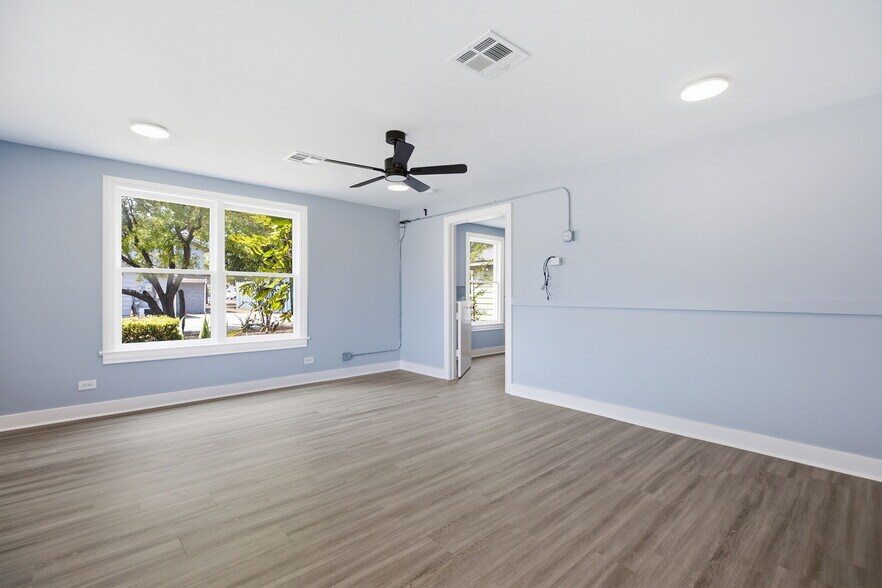 More Photos Of 208 E Hwy 79 St, Hutto Daycare Center For Lease