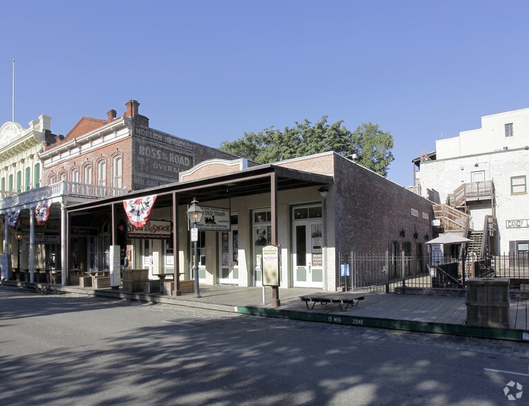 Primary Photo Of 900-906 2nd St, Sacramento Restaurant For Lease