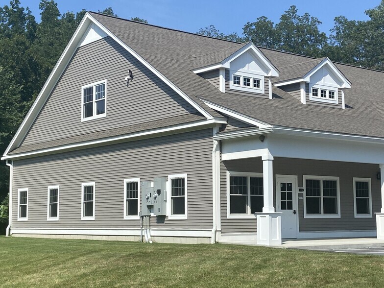 Primary Photo Of 235 Main St, Shrewsbury Office For Lease