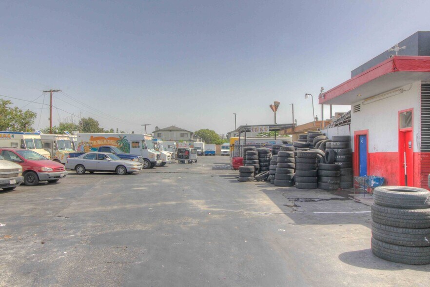 More Photos Of 1209-1211 N Harbor Blvd, Santa Ana Auto Repair For Sale