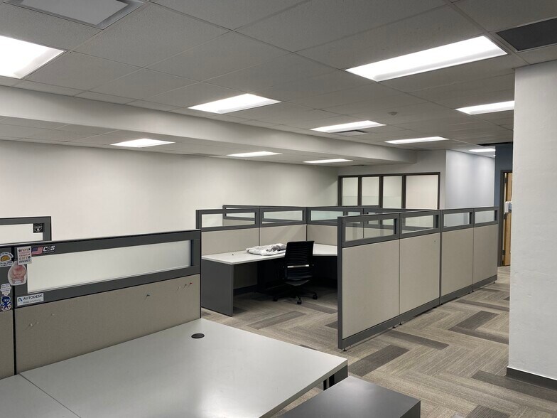 More Photos Of 17401-17407 Lorain Ave, Cleveland Freestanding For Lease