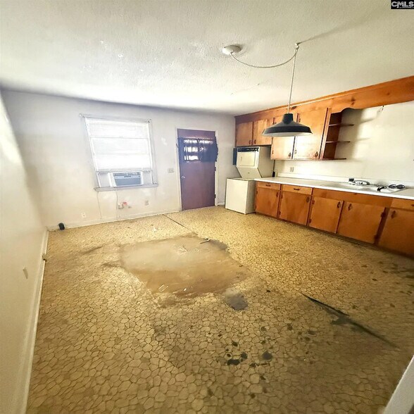 More Photos Of 324 N Parson St, West Columbia Multifamily For Sale