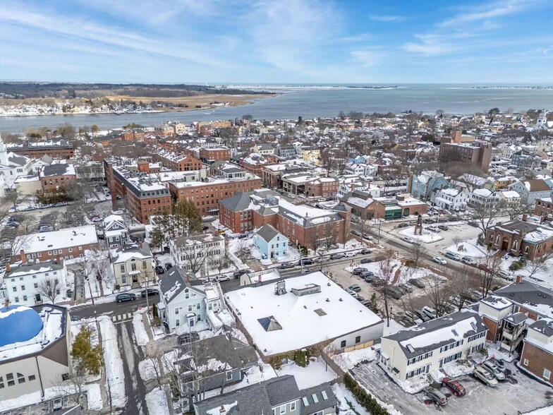More Photos Of 1 Harris St, Newburyport Medical For Lease