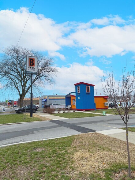 More Photos Of 426 E State St, Fremont Fast Food For Sale