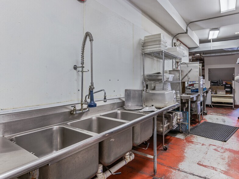 More Photos Of 114 N Lexington Ave, Asheville Restaurant For Sale