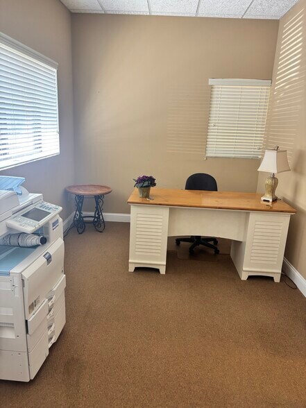 More Photos Of 3030 McEver Rd, Gainesville Medical For Sale