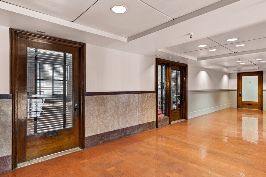 More Photos Of 730 17th St, Denver Office For Sale
