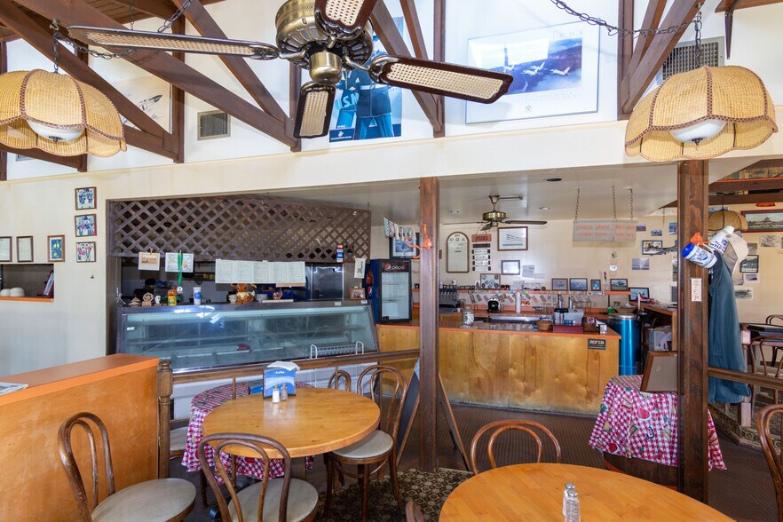 More Photos Of 4400 Bayou Blvd, Pensacola Office Residential For Lease