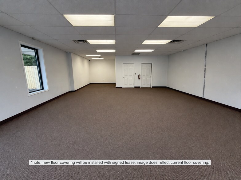 More Photos Of 2085 E Apple Ave, Muskegon Storefront For Lease