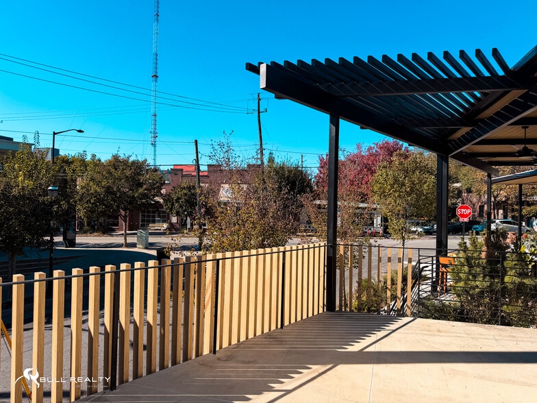 More Photos Of 309 N Highland Ave, Atlanta Restaurant For Lease