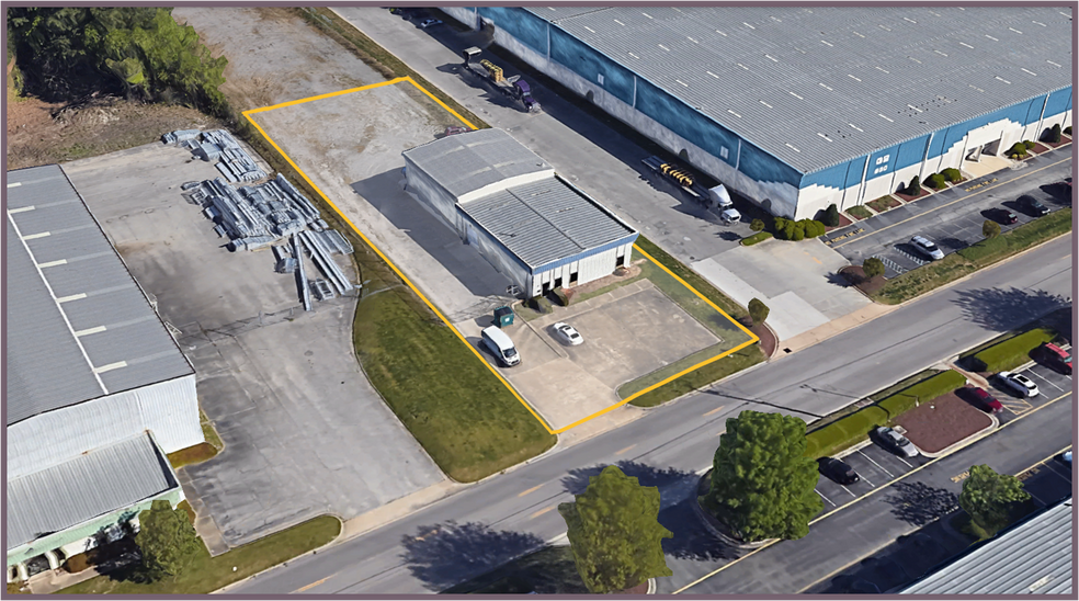 More Photos Of 610 Woodlake Dr, Chesapeake Warehouse For Lease
