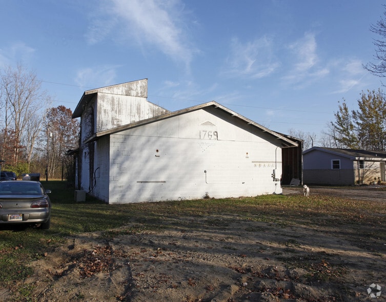 More Photos Of 1769-1781 Cadillac Ave, Ypsilanti Warehouse For Sale
