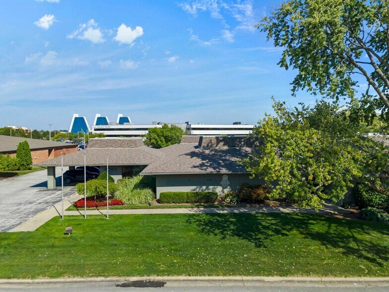 More Photos Of 3334 Founders Rd, Indianapolis Office For Sale