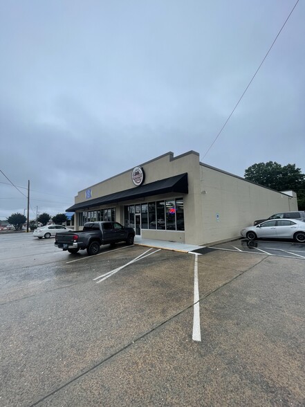 Primary Photo Of 740-744 Church St N, Concord Storefront Retail Office For Lease