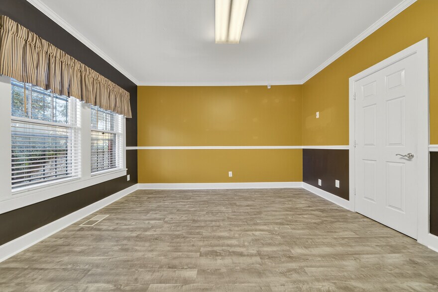 More Photos Of 2819 Gallatin Pike, Nashville Freestanding For Lease