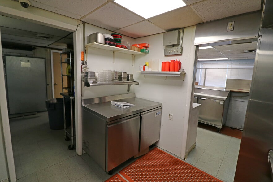More Photos Of 2722 Easton Ave, Bethlehem Restaurant For Sale