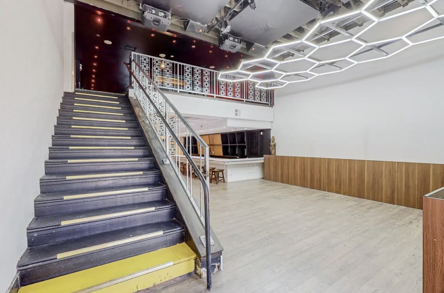 More Photos Of 211 Gold Ave SW, Albuquerque Storefront For Sale