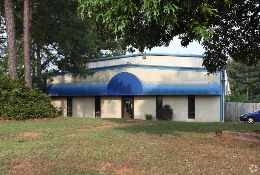 More Photos Of 37 Bellamy Pl, Stockbridge Service For Sale