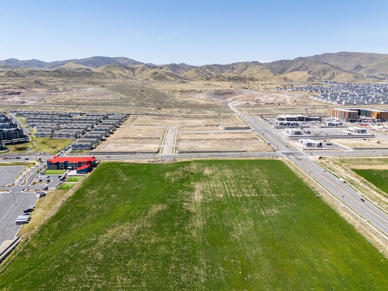 More Photos Of 3823 Real Vista dr, Herriman Land For Lease