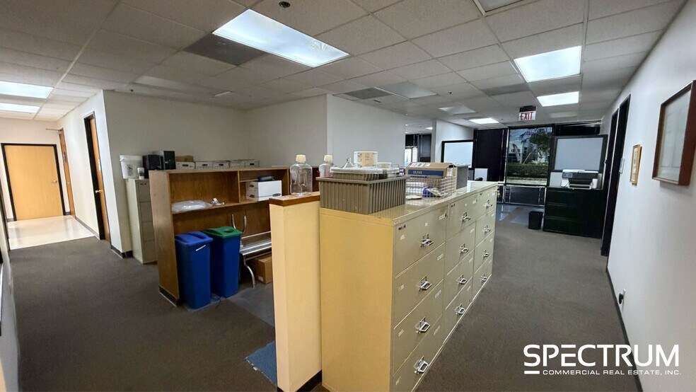 More Photos Of 1575 N Main St, Orange Warehouse For Lease