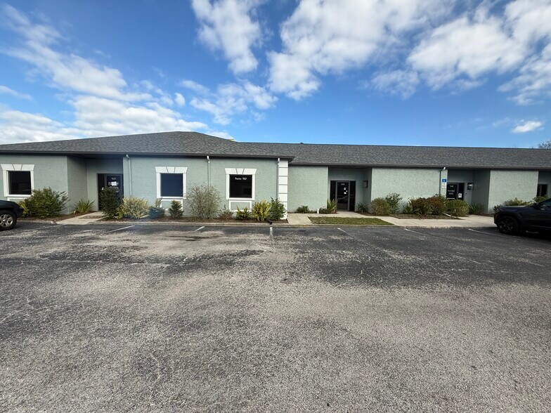 Primary Photo Of 13555 Automobile Blvd, Clearwater Medical For Lease