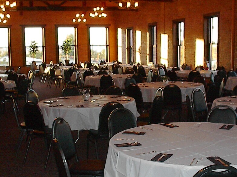 More Photos Of 102 S Victoria Ave, Pueblo Storefront For Sale