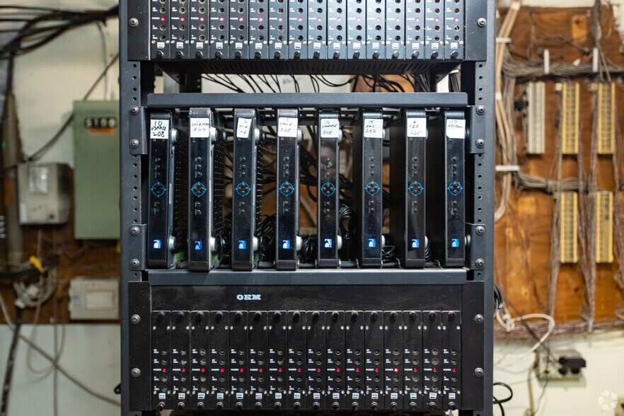 More Photos Of 5100 Hickory Point Frontage Rd, Decatur Hotel For Sale