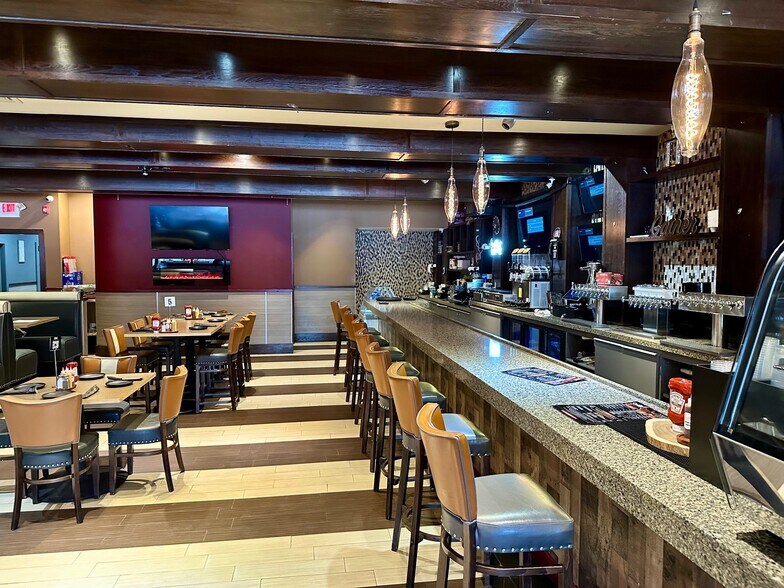 More Photos Of 738 Route 9, Fishkill Unknown For Lease