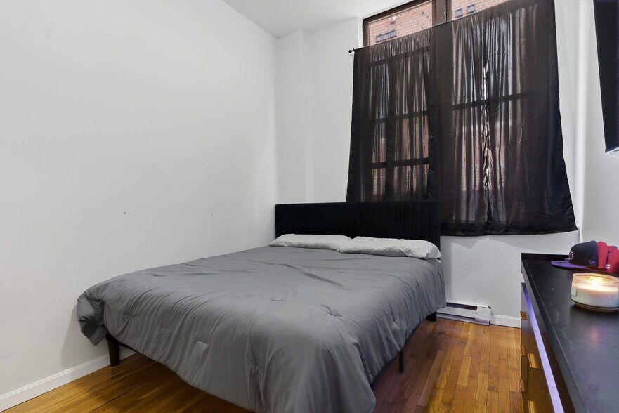 More Photos Of 281-285 Essex St, Lawrence Apartments For Sale