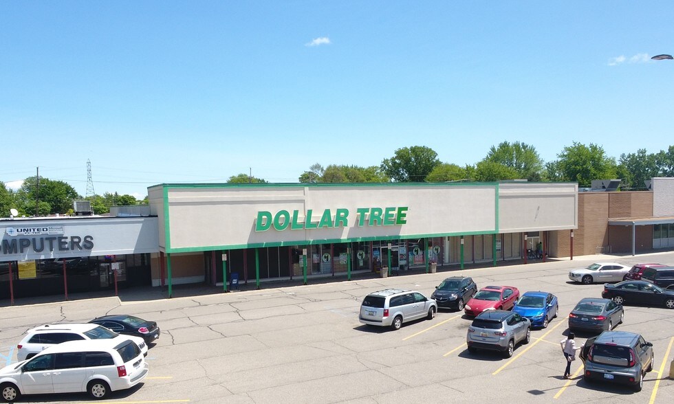 More Photos Of 30700-30850 Schoenherr Rd, Warren Unknown For Lease